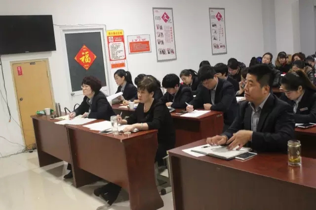 1586163025379867.jpg 【會議】莒縣區(qū)域門店中層述職 兄弟門店交流經驗4.webp.jpg